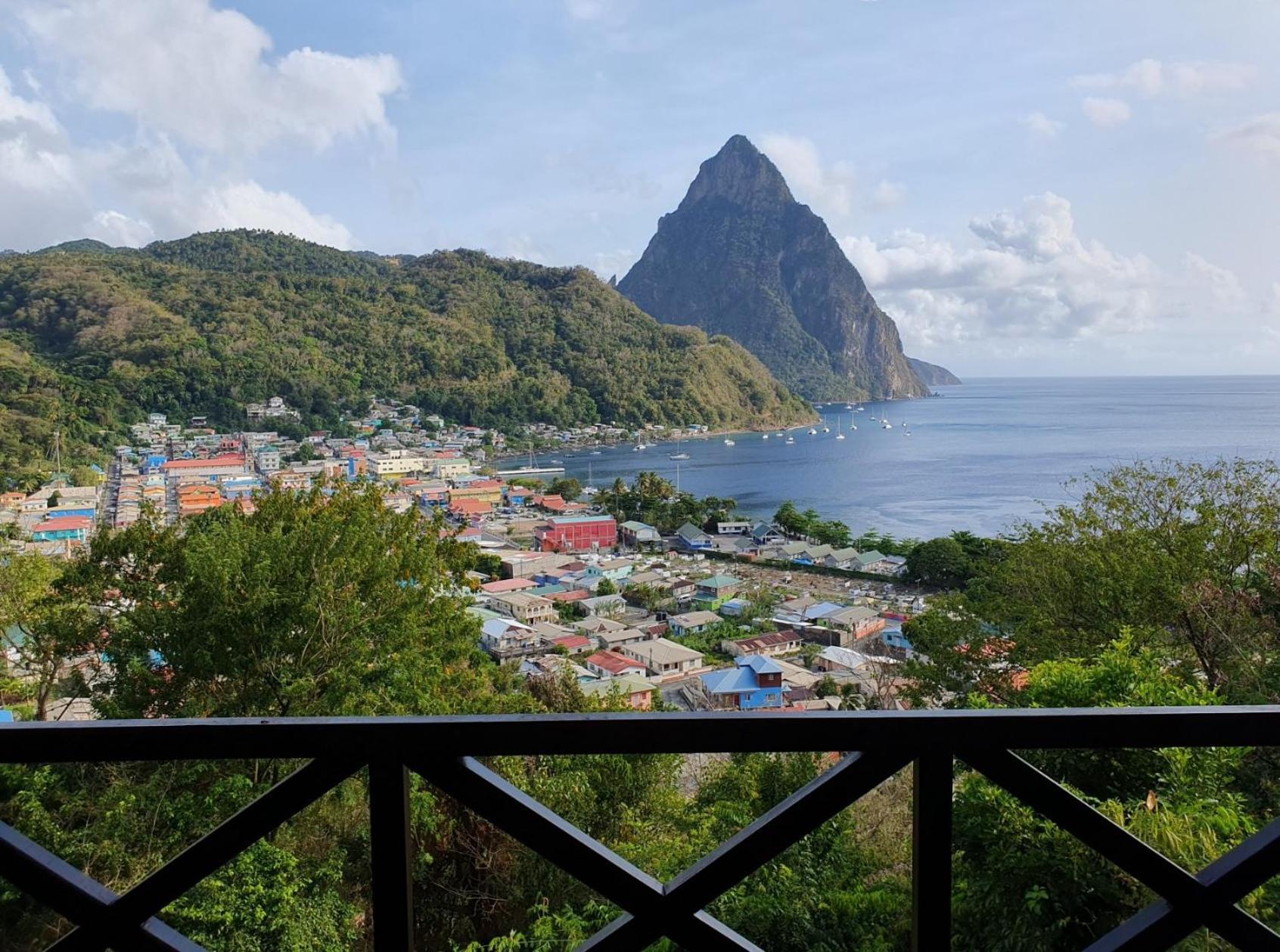 Green Fig Resort & Spa Soufrière Extérieur photo